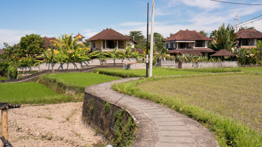 Einziger Zufahrtsweg zu unserer Villa