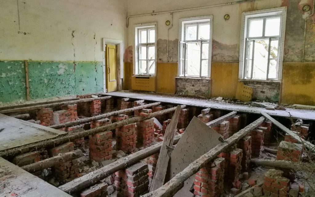 Die Gemeindehalle in Zalissia von Innen